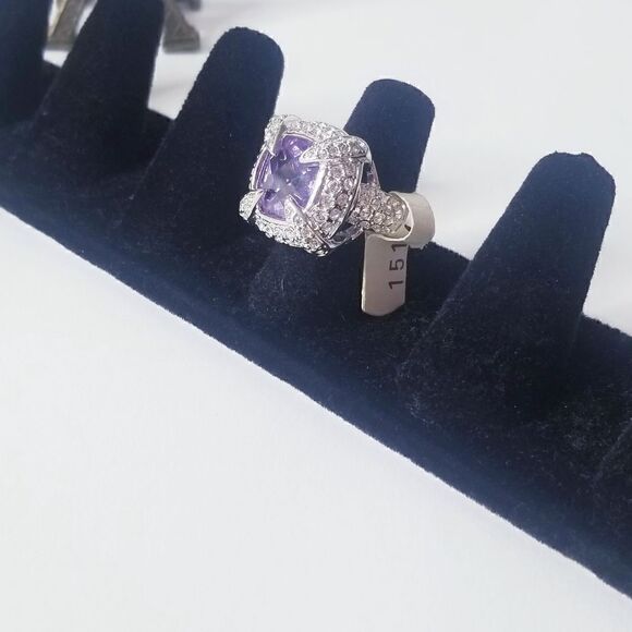 Chunky vintage Amethyst Halo rhinestone  ring - Picture 4 of 6